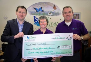 Derek Casey presents cheque to Cliona's Foundation